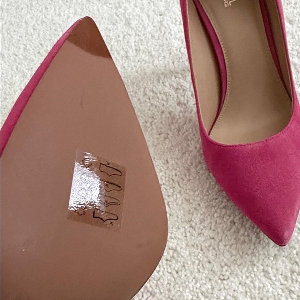Michael Kors Fuchsia Suede Heels - Picture 7 of 7